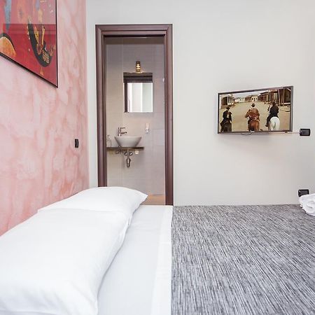 Domus Regis Bed & Breakfast Cagliari Bagian luar foto