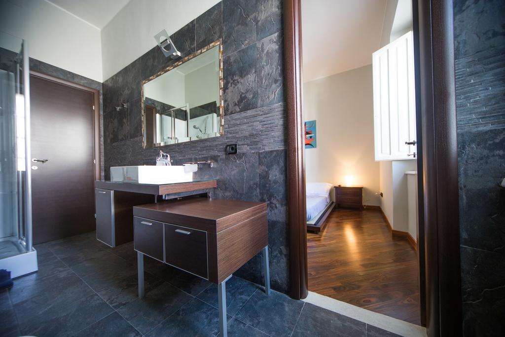 Domus Regis Bed & Breakfast Cagliari Bagian luar foto